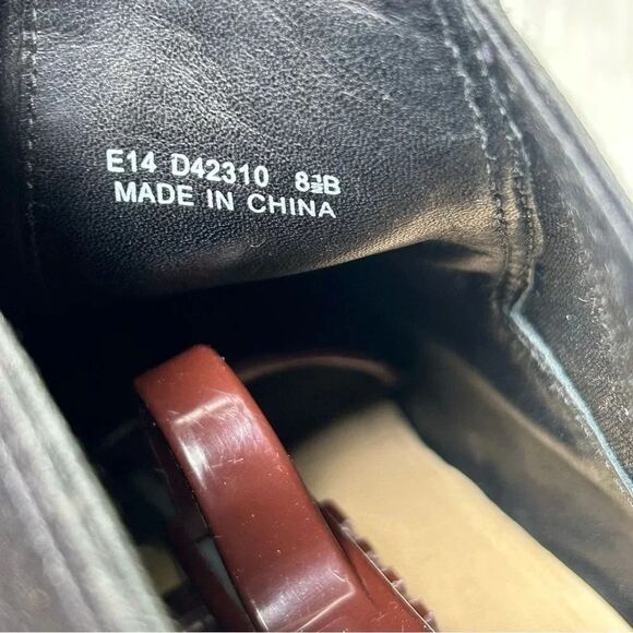 Cole Haan Boots Women 8.5 Balthasar Chelsea Black Leather Ankle Top Wedge D42310 - Picture 8 of 10